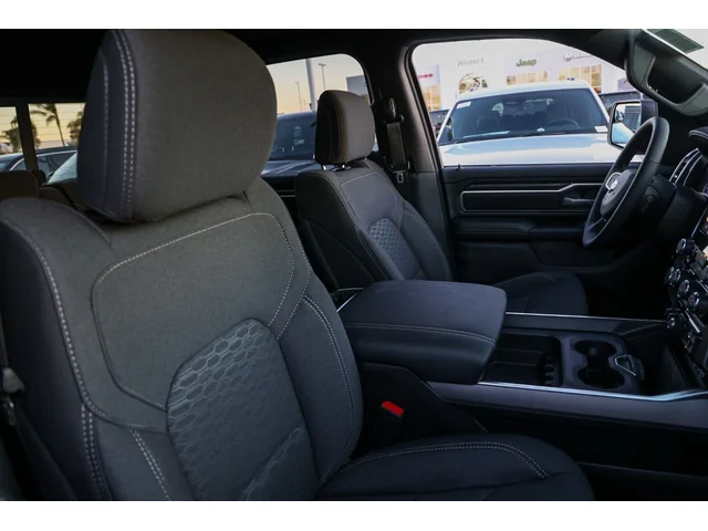 Nuevos RAM 1500 à Estados chez autogozo