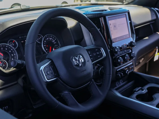 Nuevos RAM 1500 à Estados chez autogozo
