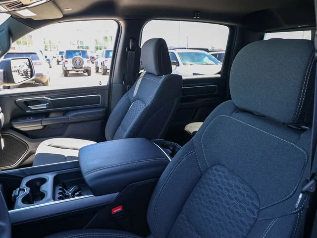 Nuevos RAM 1500 à Estados chez autogozo