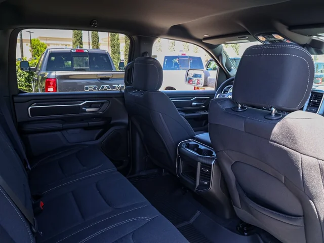 Nuevos RAM 1500 à Estados chez autogozo