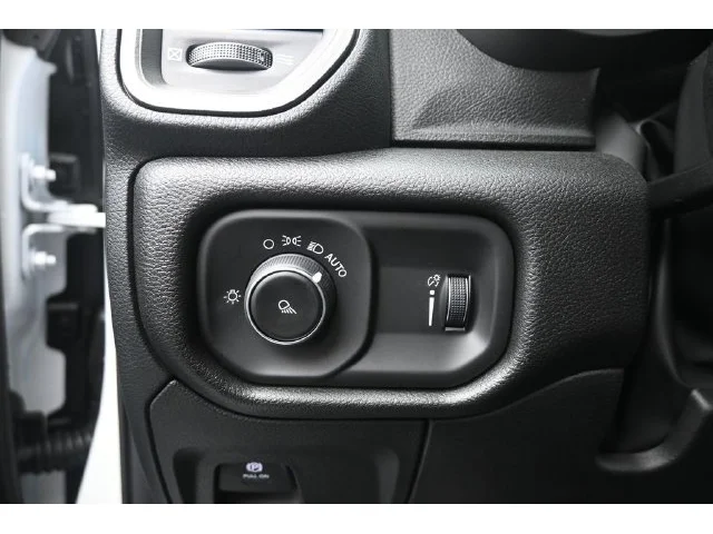 Nuevos RAM 1500 à Estados chez autogozo