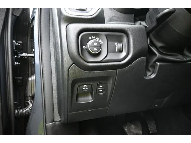 Nuevos RAM 1500 à Estados chez autogozo