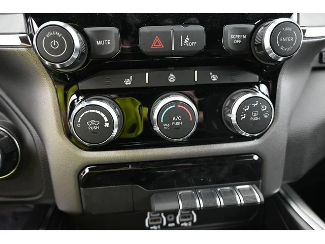 Nuevos RAM 1500 à Estados chez autogozo