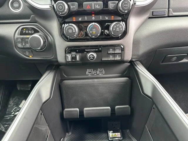 Nuevos RAM 1500 à Estados chez autogozo