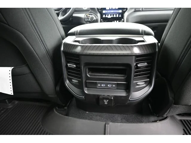 Nuevos RAM 1500 à Estados chez autogozo