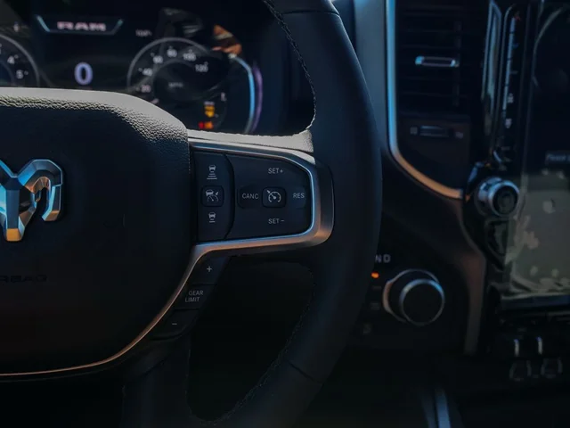 Nuevos RAM 1500 à Estados chez autogozo