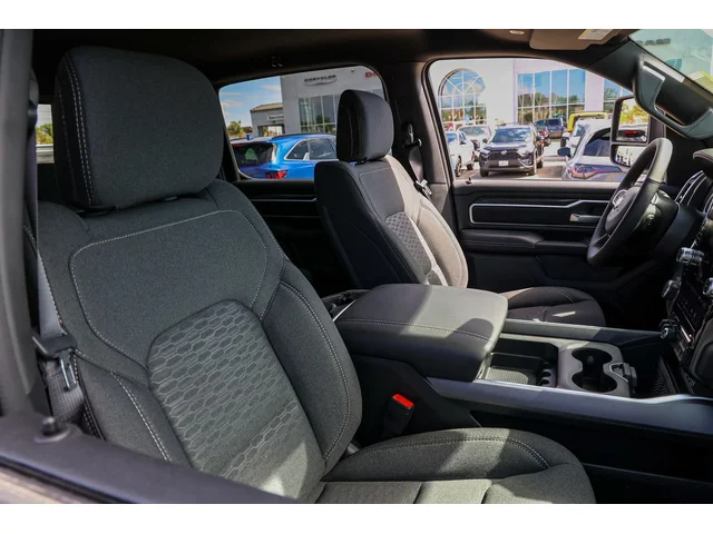 Nuevos RAM 1500 à Estados chez autogozo