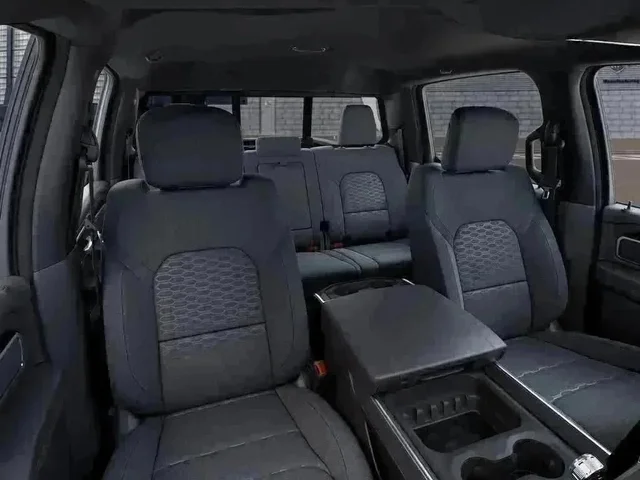 Nuevos RAM 1500 à Estados chez autogozo