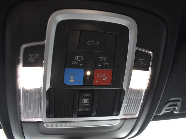 Nuevos RAM 1500 à Estados chez autogozo