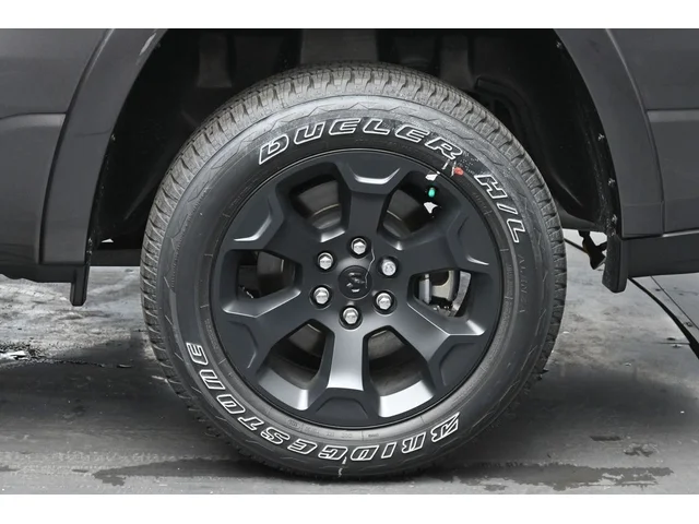 Nuevos RAM 1500 à Estados chez autogozo