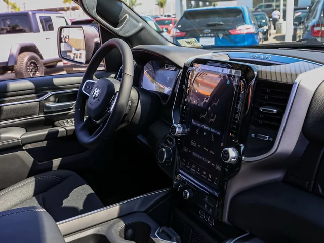 Nuevos RAM 1500 à Estados chez autogozo