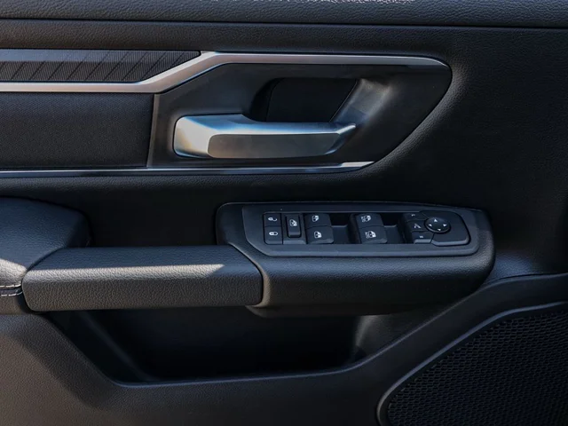 Nuevos RAM 1500 à Estados chez autogozo