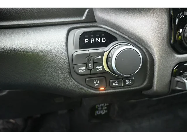 Nuevos RAM 1500 à Estados chez autogozo