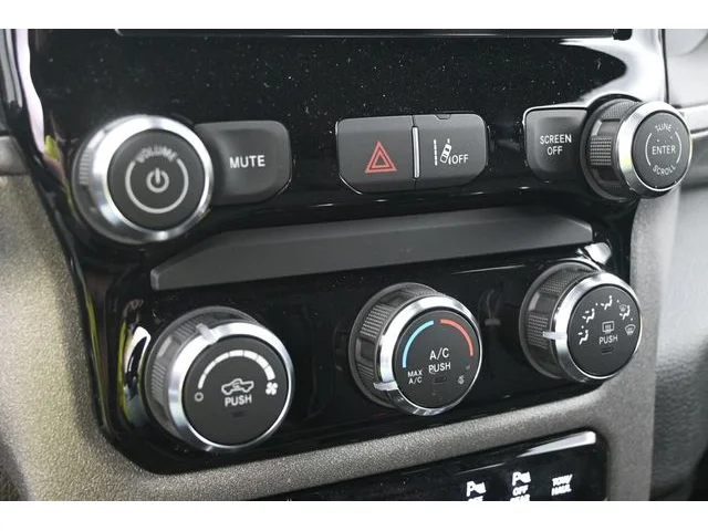 Nuevos RAM 1500 à Estados chez autogozo