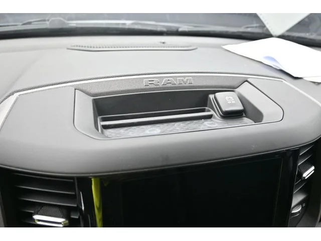 Nuevos RAM 1500 à Estados chez autogozo