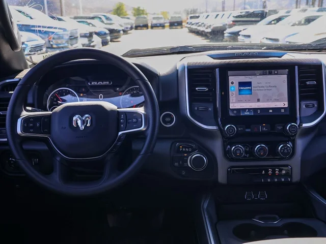 Nuevos RAM 1500 à Estados chez autogozo