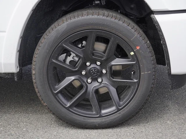 Nuevos RAM 1500 à Estados chez autogozo