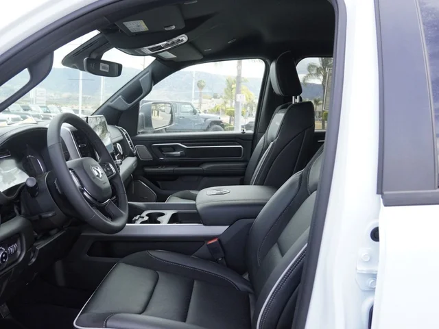 Nuevos RAM 1500 à Estados chez autogozo