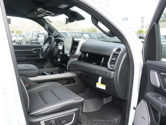 Nuevos RAM 1500 à Estados chez autogozo
