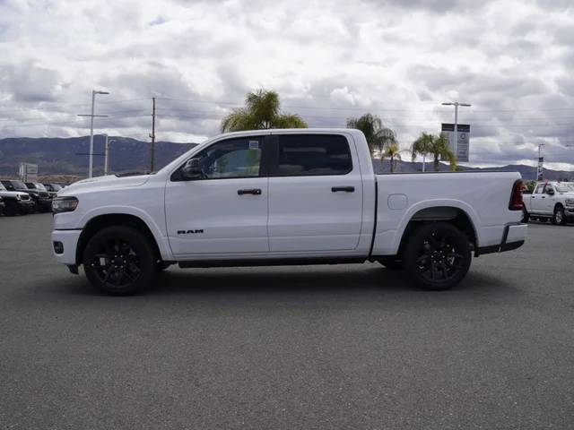 Nuevos RAM 1500 à Estados chez autogozo