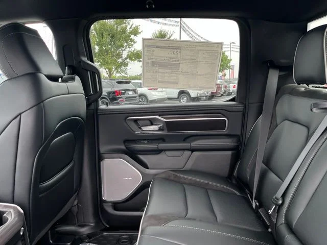 Nuevos RAM 1500 à Estados chez autogozo
