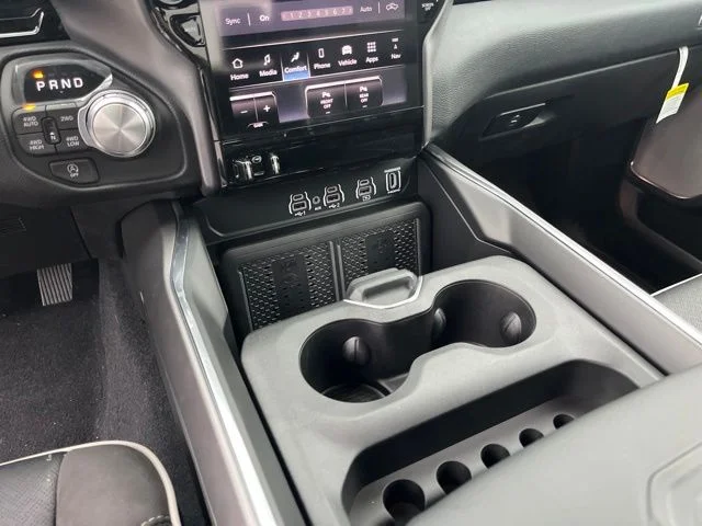 Nuevos RAM 1500 à Estados chez autogozo
