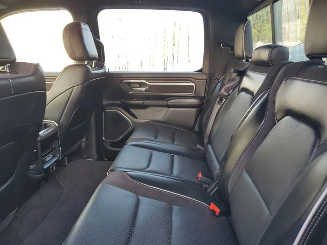 SEMINUEVOS RAM 1500 a Estados en autogozo