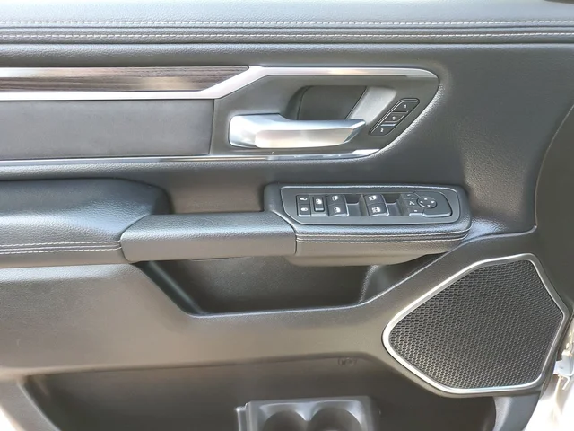 SEMINUEVOS RAM 1500 a Estados en autogozo