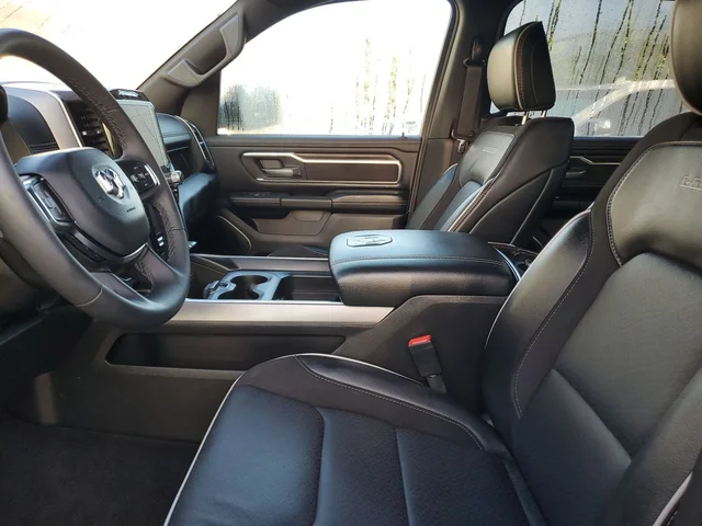 SEMINUEVOS RAM 1500 a Estados en autogozo