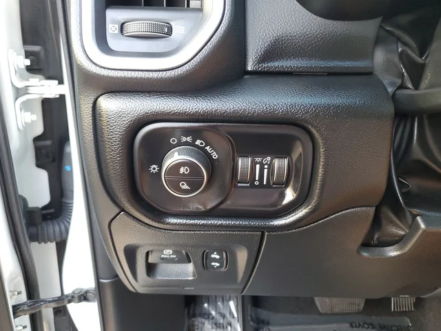 SEMINUEVOS RAM 1500 a Estados en autogozo
