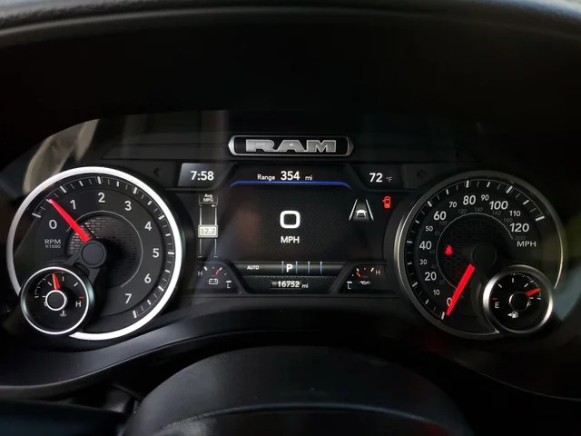 SEMINUEVOS RAM 1500 a Estados en autogozo