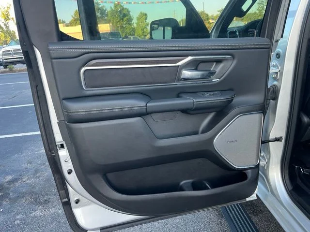 Nuevos RAM 1500 à Estados chez autogozo