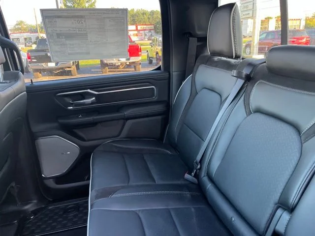 Nuevos RAM 1500 à Estados chez autogozo