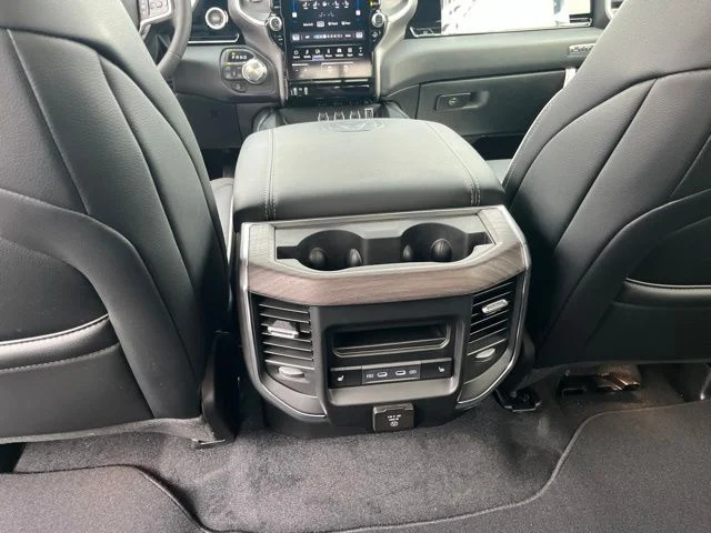 Nuevos RAM 1500 à Estados chez autogozo