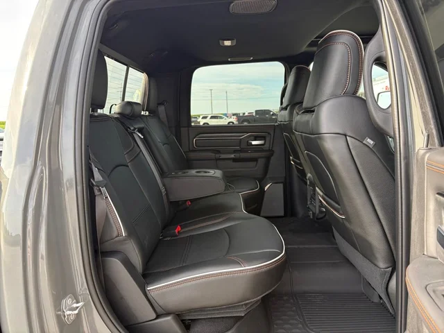 Nuevos RAM 2500 à Estados chez autogozo