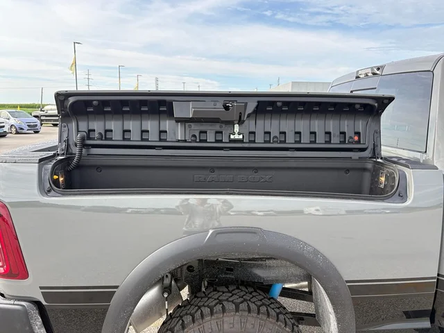 Nuevos RAM 2500 à Estados chez autogozo