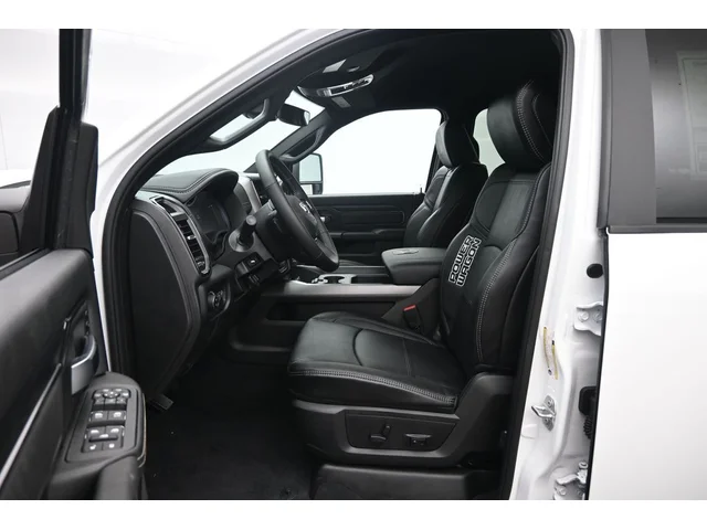 Nuevos RAM 2500 à Estados chez autogozo