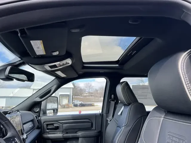 Nuevos RAM 2500 à Estados chez autogozo