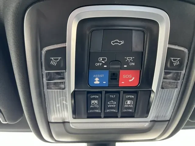 Nuevos RAM 2500 à Estados chez autogozo