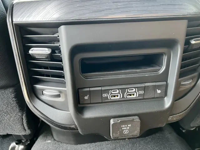 Nuevos RAM 2500 à Estados chez autogozo