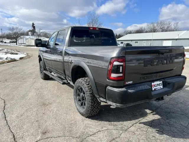 Nuevos RAM 2500 à Estados chez autogozo