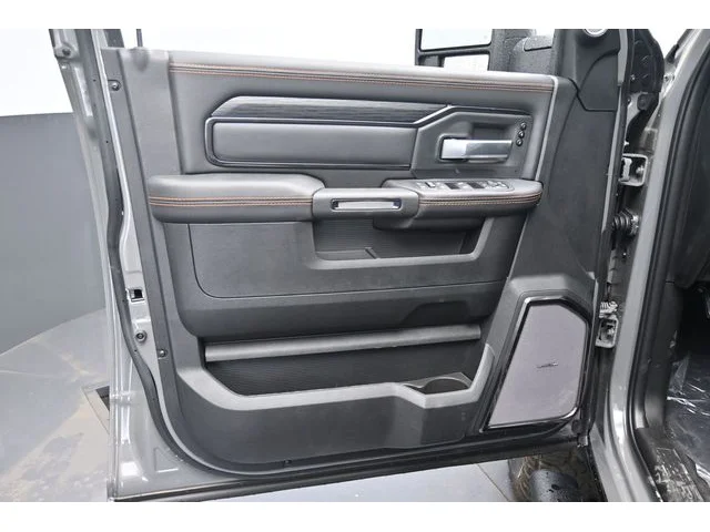 Nuevos RAM 2500 à Estados chez autogozo