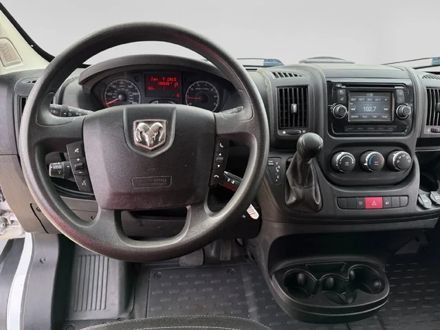 SEMINUEVOS RAM ProMaster 1500 a Estados en autogozo