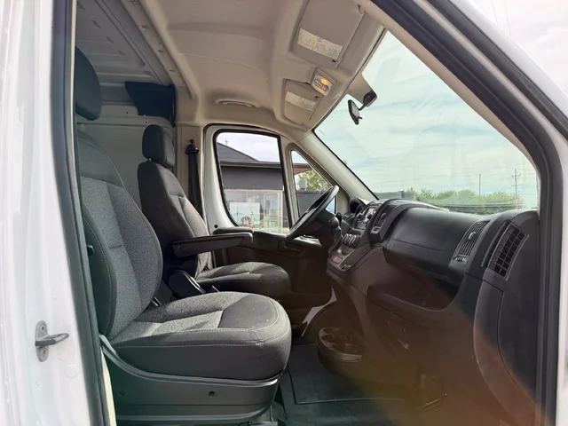 SEMINUEVOS RAM ProMaster 1500 a Estados en autogozo