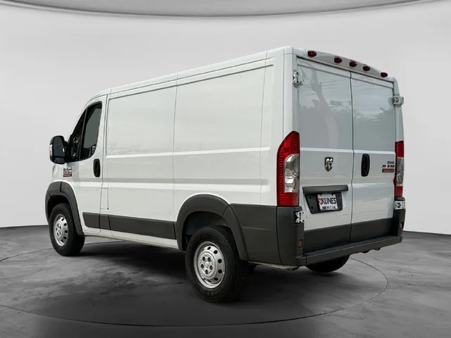 SEMINUEVOS RAM ProMaster 1500 a Estados en autogozo