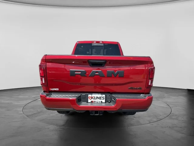 Nuevos RAM 2500 à Estados chez autogozo