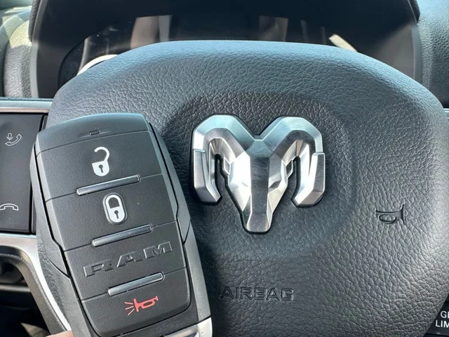 Nuevos RAM 2500 à Estados chez autogozo