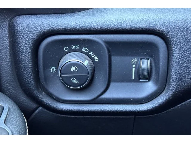 SEMINUEVOS RAM 2500 at ELK GROVE in Elk Grove Buick GMC