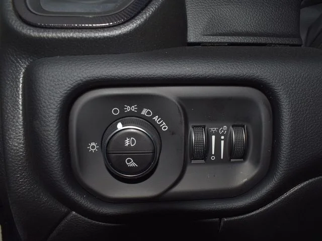 Nuevos RAM 2500 à Estados chez autogozo