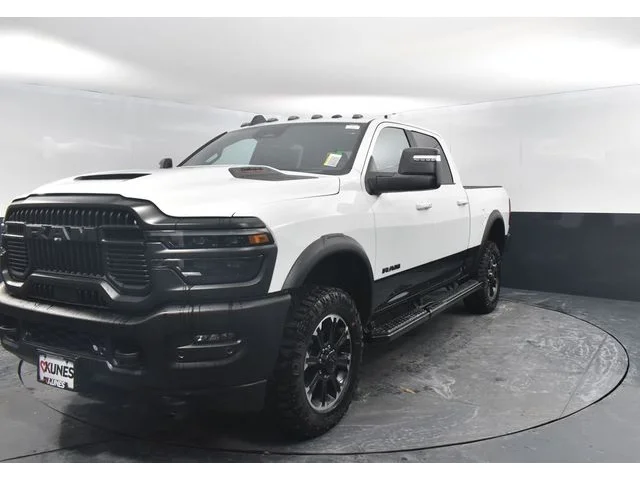 Nuevos RAM 2500 à Estados chez autogozo